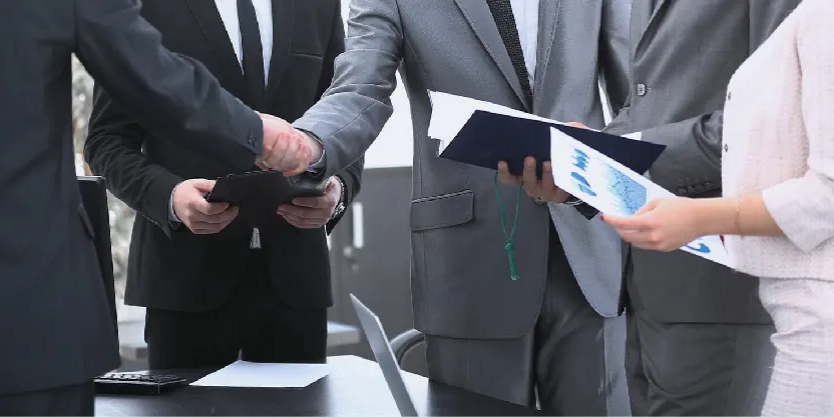 نکاتی در مورد تبدیل شرکت‌ ها به یکدیگر